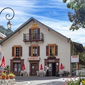 Le Pelens Francia
