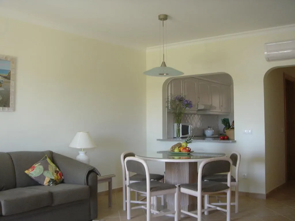 Clube Albufeira Garden Village 4*,